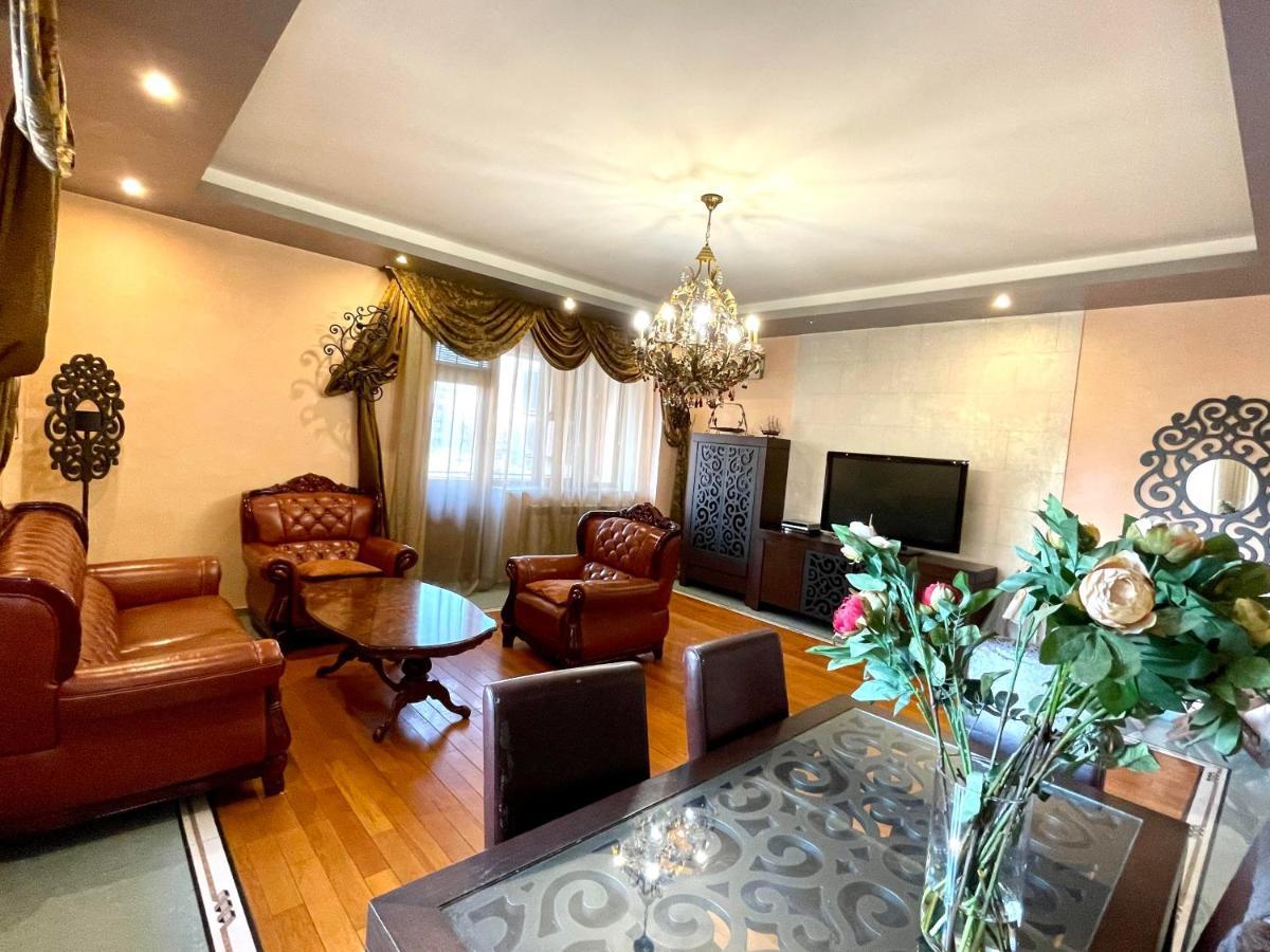 Apartments Emili Erevan Exterior foto
