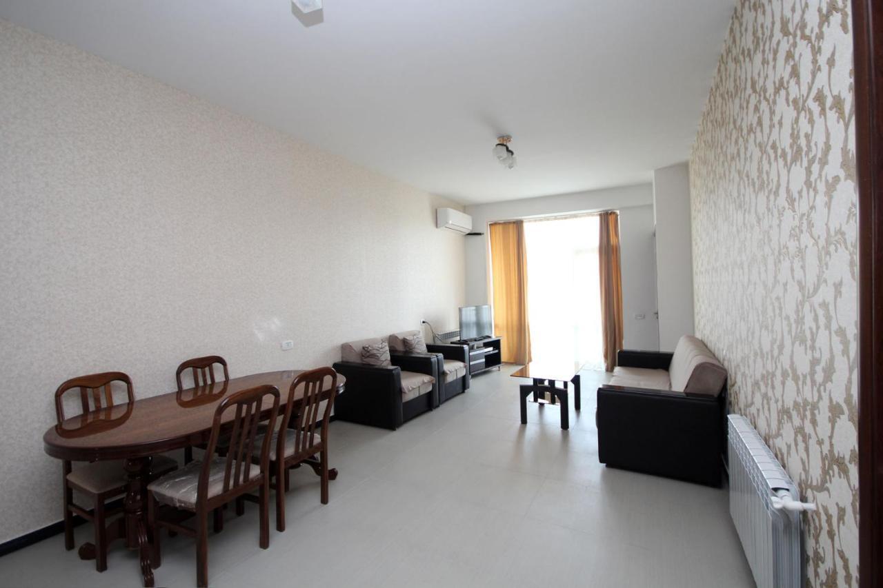 Apartments Emili Erevan Exterior foto