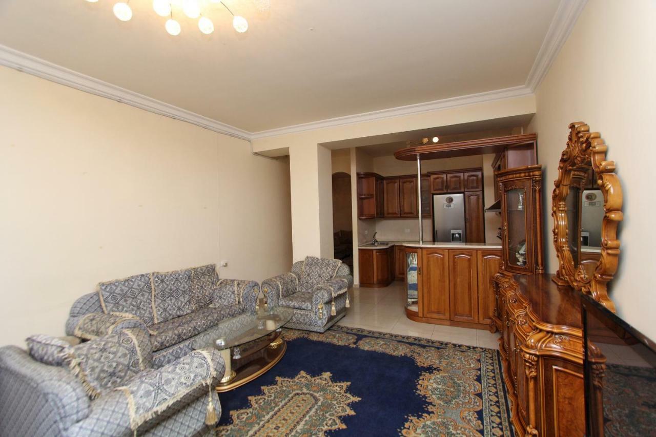 Apartments Emili Erevan Exterior foto